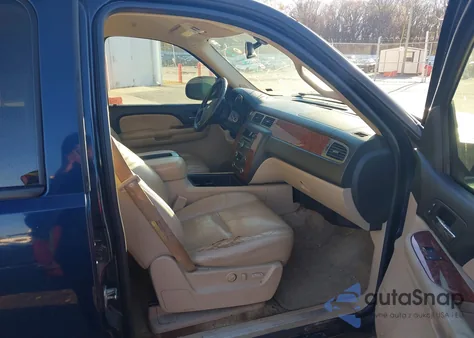 2007 Chevrolet Tahoe Ltz z USA, uszkodzony, nr VIN 1GNFC13057R150346